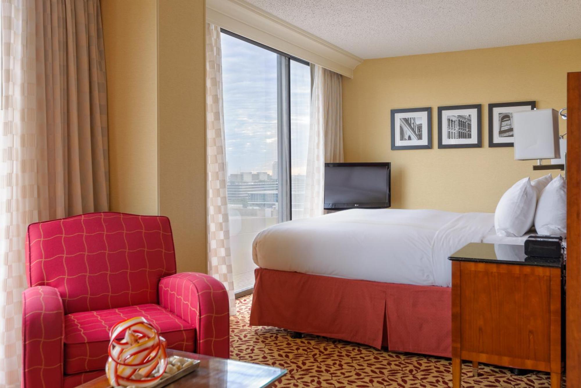 Houston Marriott West Loop By The Galleria Екстер'єр фото